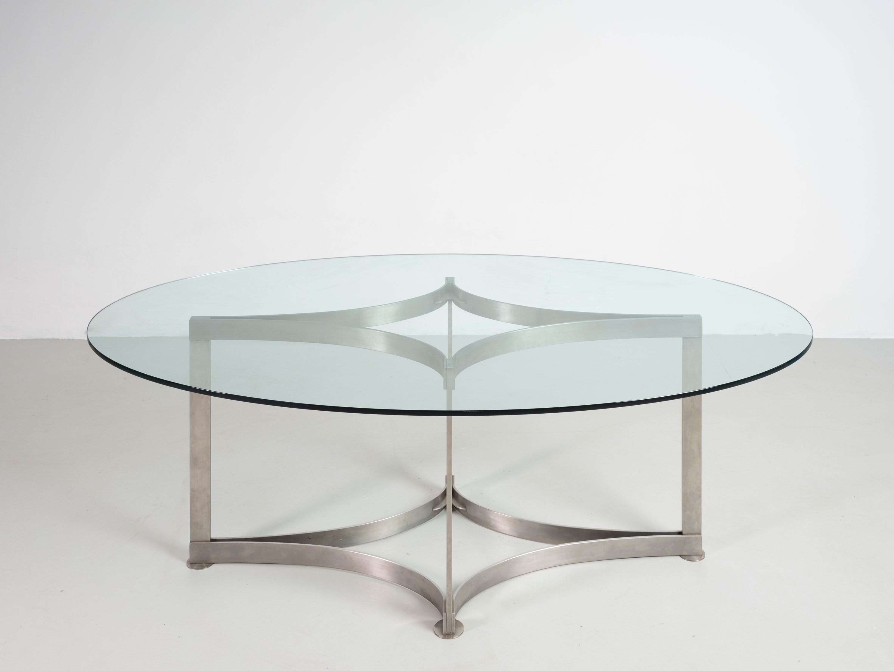 Oval Shaped Dining Table