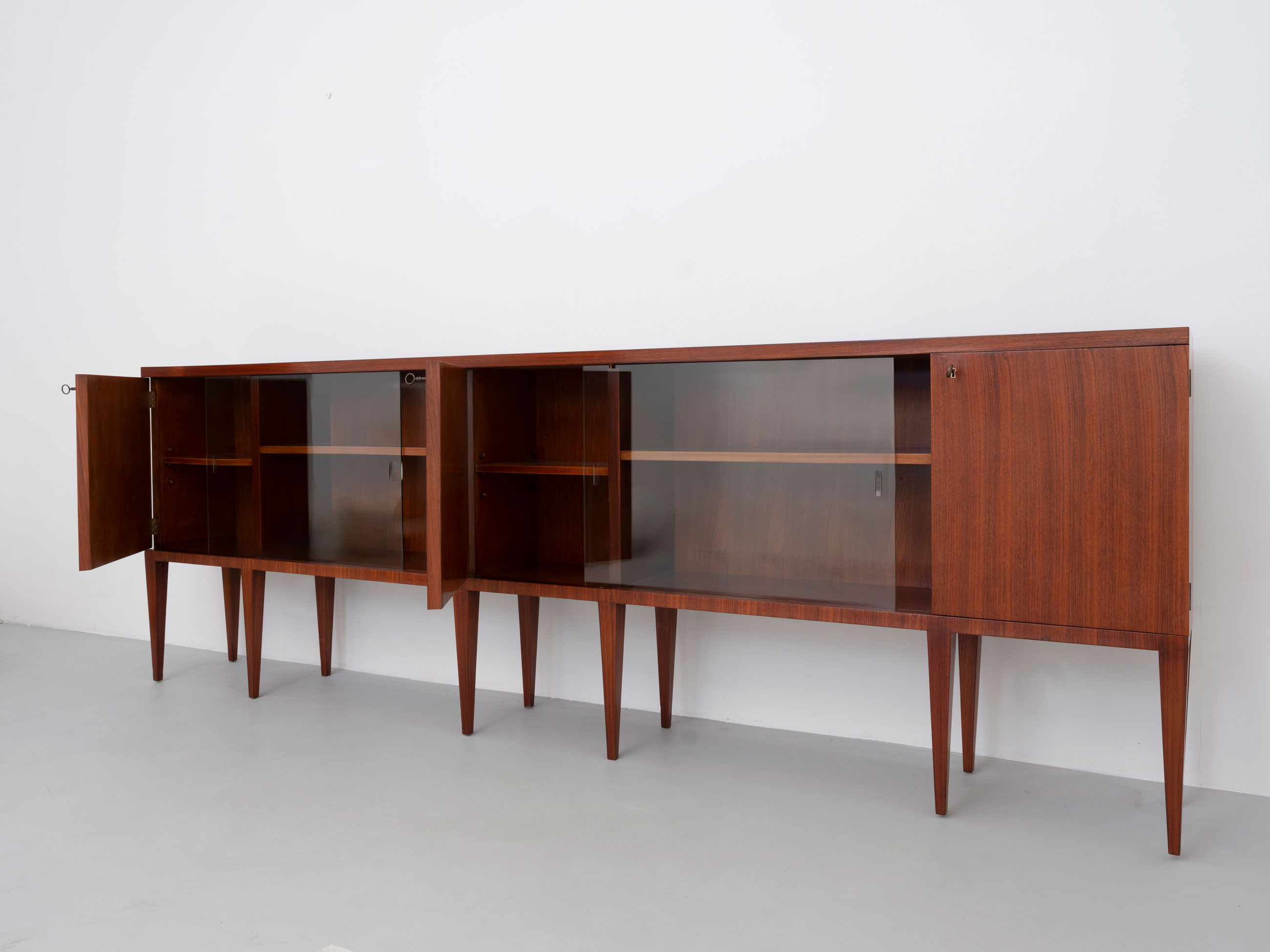 Sideboard in wood and glass